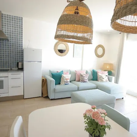 Livingtarifa Paradise Apartmán *